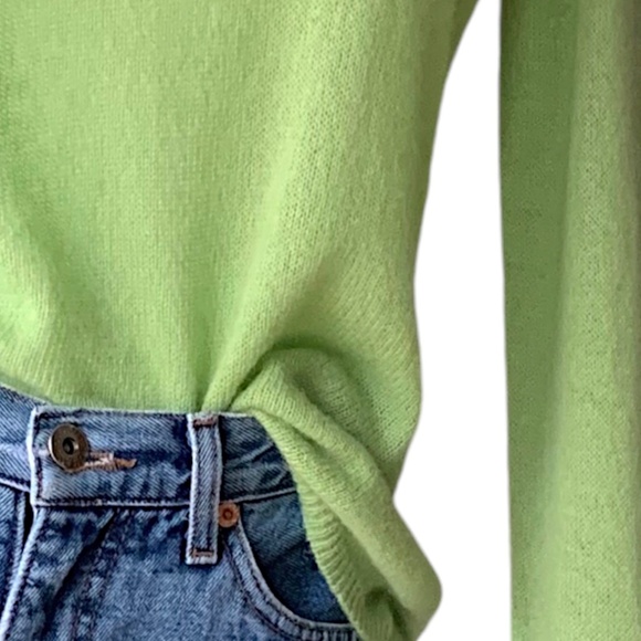 Luscious light lime 100% cashmere v-neck sweater - size M - Picture 5 of 7